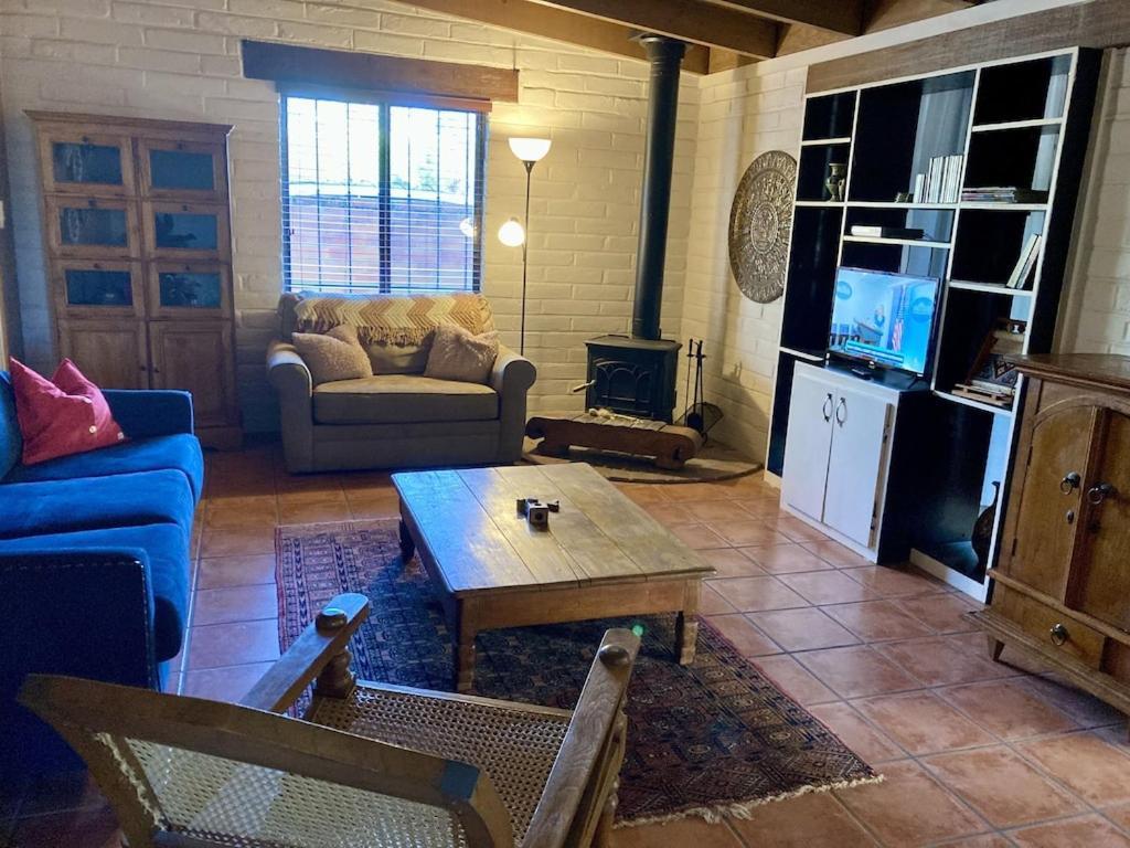 Casa Azul - Cute Centrally Located Adobe With Large Fenced Outdoor Living For Pets And Adults, Non-Smoking Tucson Esterno foto