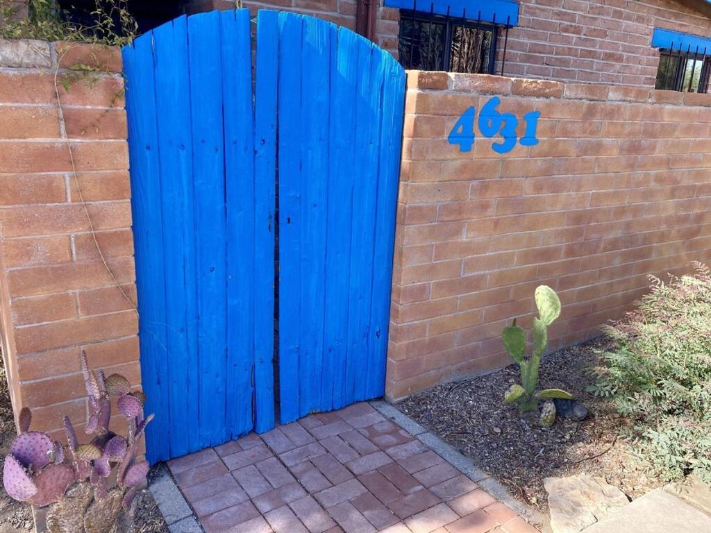 Casa Azul - Cute Centrally Located Adobe With Large Fenced Outdoor Living For Pets And Adults, Non-Smoking Tucson Esterno foto